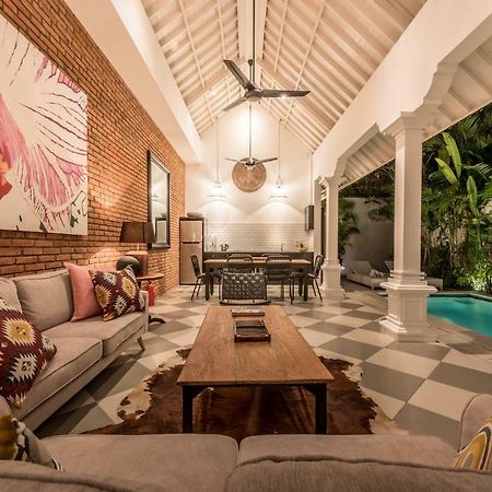 Central 3 Bedroom Villa Close To Seminyak Beach Dış mekan fotoğraf